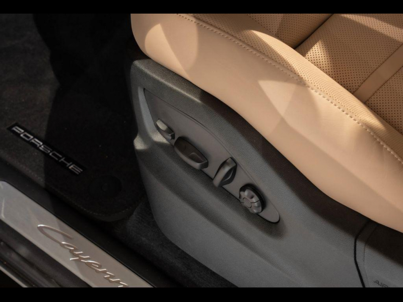 Porsche Cayenne бензин 2024 id-1006587 Купить Porsche Cayenne бензин 2024 id-1006587 в Киеве, Фото №16