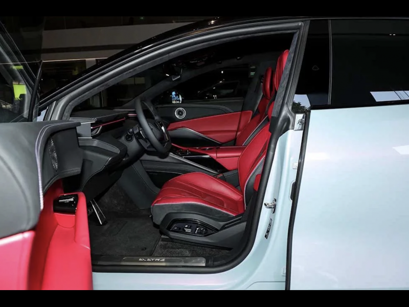 Купить Lotus Eletre электро 2023 id-1006591 в Киеве, Фото №13