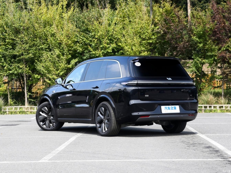 Купить Li L8 гибрид 2026 id-1006608 в Киеве, Фото №1