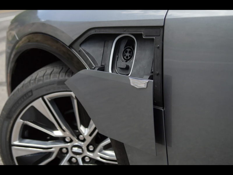 Cadillac Lyriq электро 2023 id-1006651 Купить Cadillac Lyriq электро 2023 id-1006651 в Киеве, Фото №6