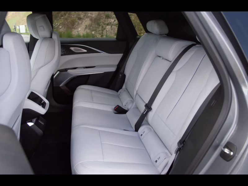 Cadillac Lyriq электро 2023 id-1006651 Купить Cadillac Lyriq электро 2023 id-1006651 в Киеве, Фото №9