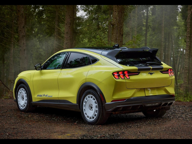 Ford Mustang Mach-E Rally электро 2025 id-1006656 Купить Ford Mustang Mach-E Rally электро 2025 id-1006656 в Киеве, Фото №1