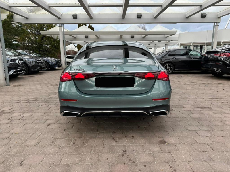 Mercedes-Benz E 220D 4MATIC дизель 2024 id-1006666 Купить Mercedes-Benz E 220D 4MATIC дизель 2024 id-1006666 в Киеве, Фото №4