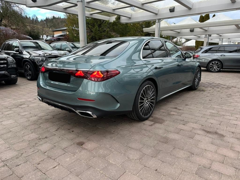 Купить Mercedes-Benz E 220D 4MATIC дизель 2025 id-1006666 в Киеве, Фото №2