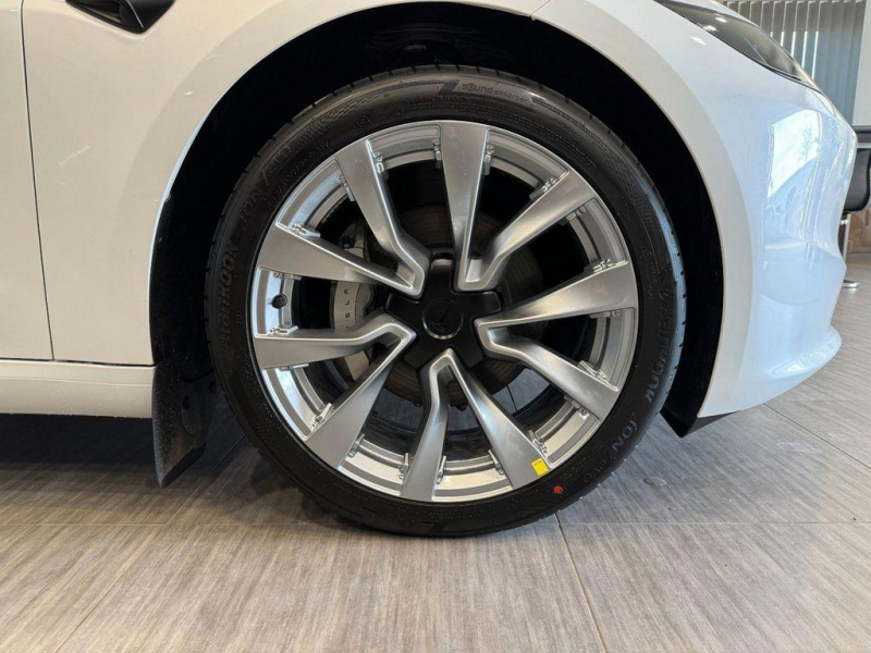 Tesla Model 3 Long Range DualMotor электро 2024 id-1006677 Купить Tesla Model 3 Long Range DualMotor электро 2024 id-1006677 в Киеве, Фото №13