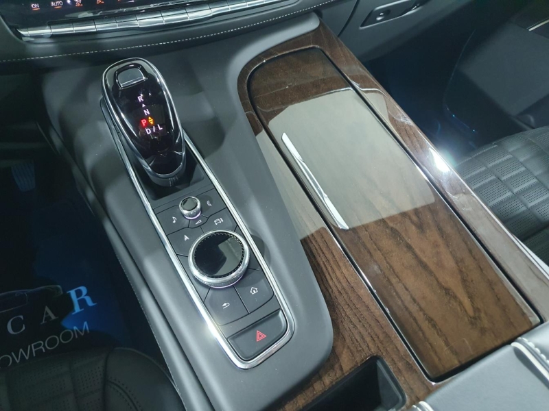 Cadillac Escalade Premium Luxury Platinum бензин 2022 id-1006684 Купить Cadillac Escalade Premium Luxury Platinum бензин 2022 id-1006684 в Киеве, Фото №33