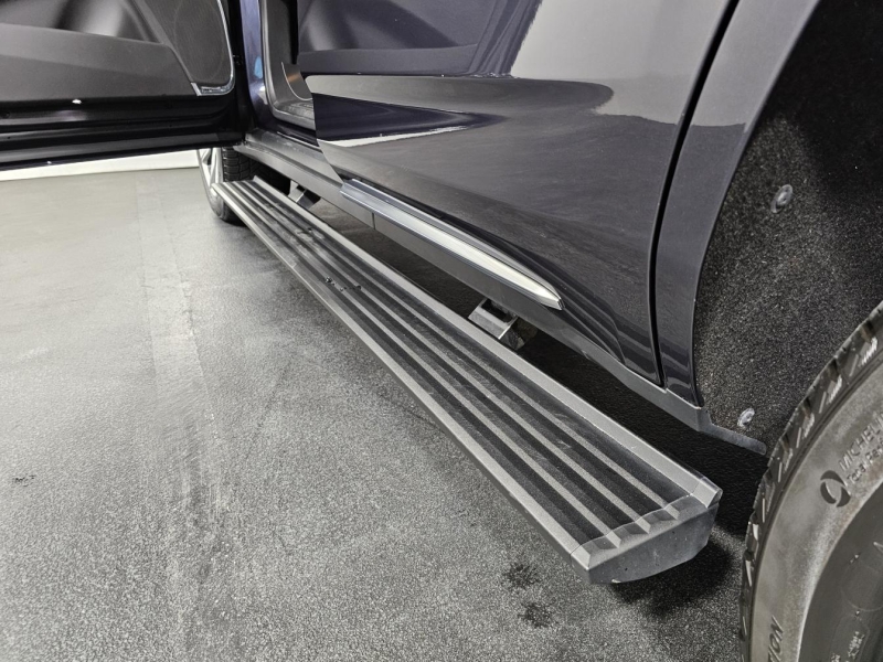 Купить Cadillac Escalade Premium Luxury Platinum бензин 2022 id-1006684 в Киеве, Фото №37