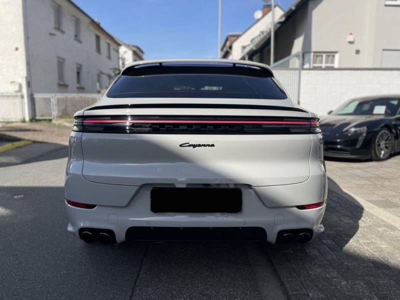 Купить Porsche Cayenne Coupe E-Hybrid гибрид 2026 id-1006703 в Киеве, Фото №12