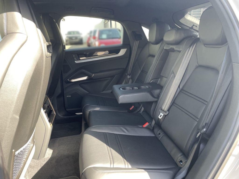 Купить Porsche Cayenne Coupe E-Hybrid гибрид 2026 id-1006703 в Киеве, Фото №5