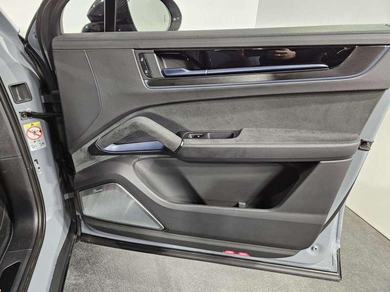 Купить Porsche Cayenne Coupe Turbo GT бензин 2026 id-1006705 в Киеве, Фото №21