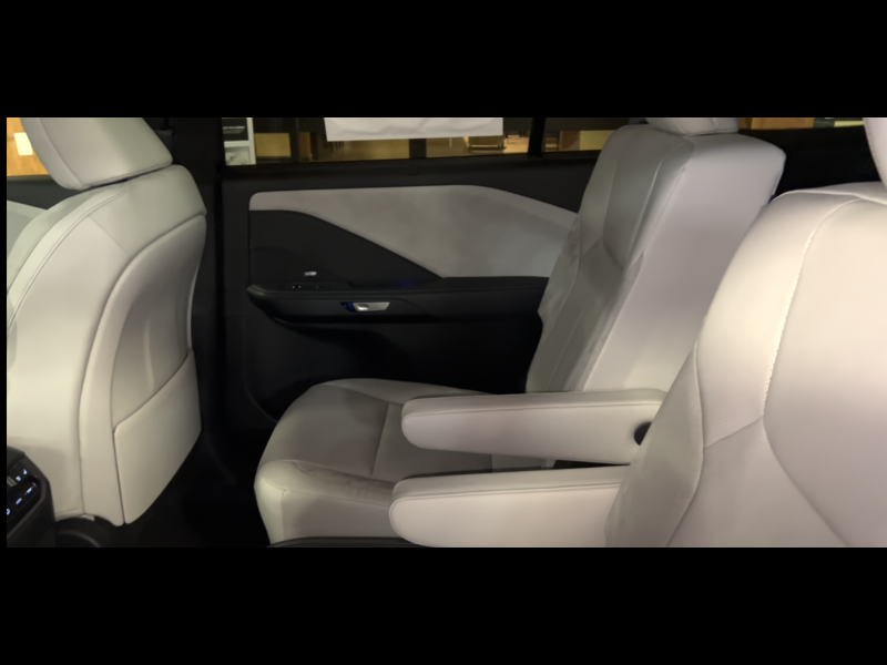 Lexus TX 350 бензин 2024 id-1006712 Купить Lexus TX 350 бензин 2024 id-1006712 в Киеве, Фото №23