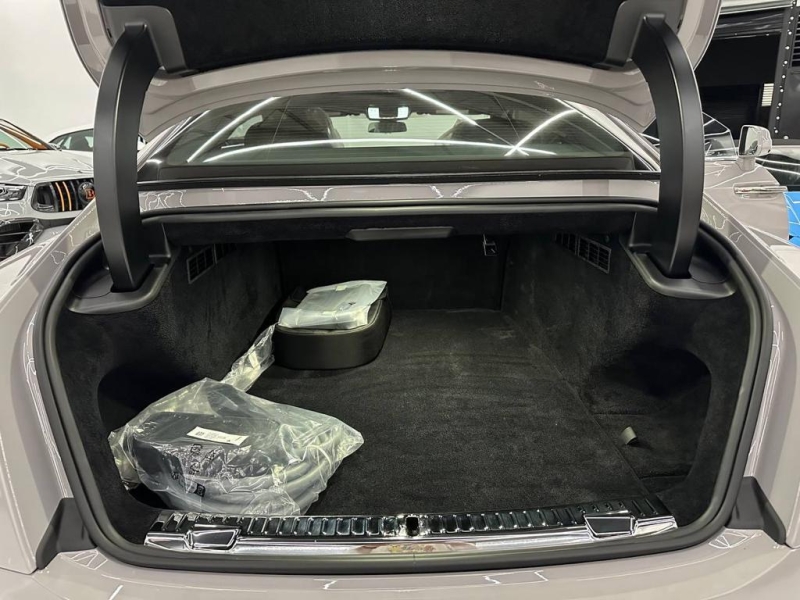 Rolls-Royce Spectre электро 2025 id-1006731 Купить Rolls-Royce Spectre электро 2025 id-1006731 в Киеве, Фото №7