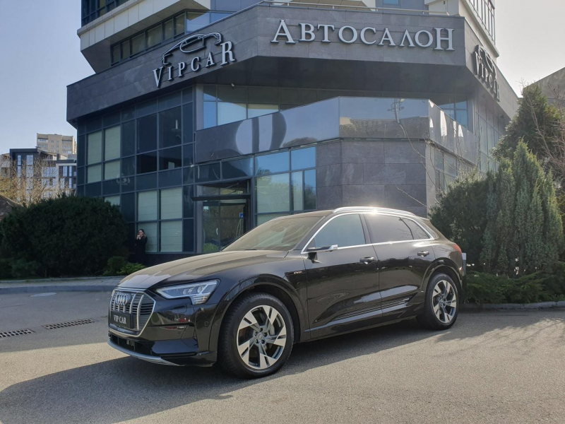 Audi E-Tron 55 QUATTRO электро 2019 id-1006750