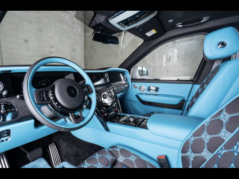 Купить Rolls-Royce Cullinan Black Badge Series II бензин 2025 id-1006752 в Киеве, Фото №10