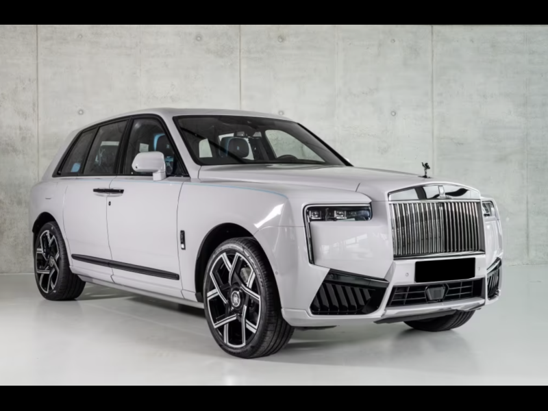 Rolls-Royce Cullinan Black Badge Series II бензин 2026 id-1006752 Купить Rolls-Royce Cullinan Black Badge Series II бензин 2026 id-1006752 в Киеве, Фото №3