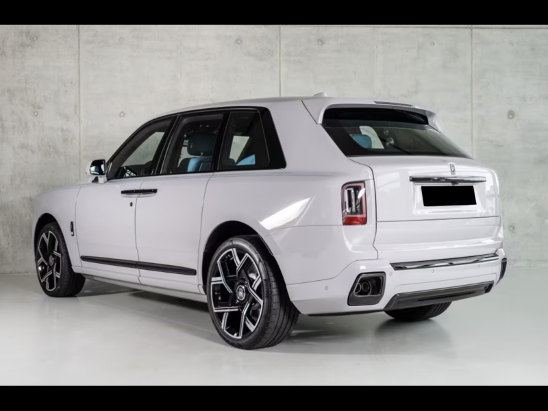 Купить Rolls-Royce Cullinan Black Badge Series II бензин 2026 id-1006752 в Киеве, Фото №2