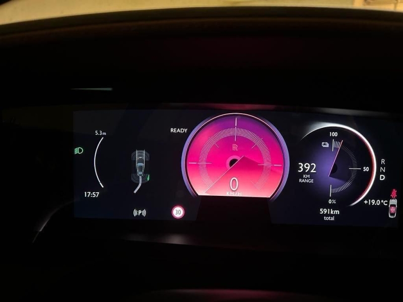 Rolls-Royce Spectre электро 2025 id-1006753 Купить Rolls-Royce Spectre электро 2025 id-1006753 в Киеве, Фото №6