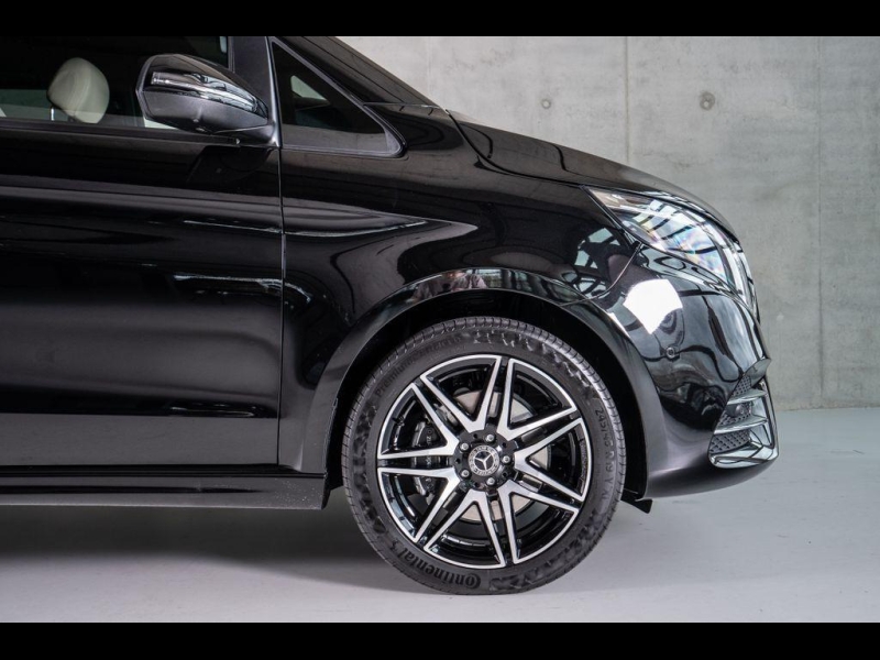 Mercedes-Benz V 300D 4MATIC Extralong дизель 2026 id-1006757 Купить Mercedes-Benz V 300D 4MATIC Extralong дизель 2026 id-1006757 в Киеве, Фото №13