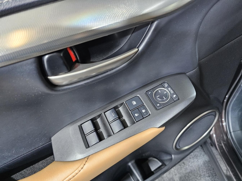 Купить Lexus NX 300h гибрид 2015 id-1006759 в Киеве, Фото №18