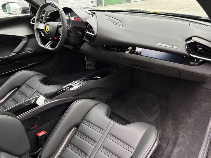 Купить Ferrari 296 GTB гибрид 2026 id-1006766 в Киеве, Фото №9