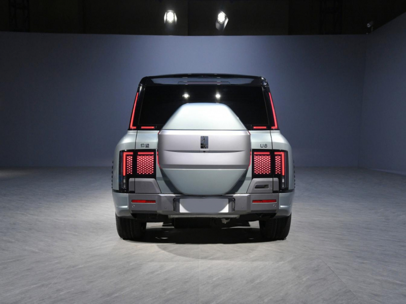 BYD Yangwang U8 гибрид 2023 id-1006773 Купить BYD Yangwang U8 гибрид 2023 id-1006773 в Киеве, Фото №2