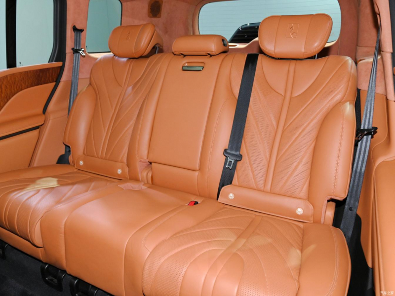 BYD Yangwang U8 гибрид 2023 id-1006773 Купить BYD Yangwang U8 гибрид 2023 id-1006773 в Киеве, Фото №8