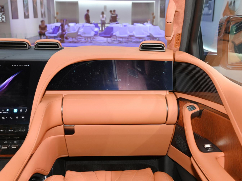 BYD Yangwang U8 гибрид 2023 id-1006773 Купить BYD Yangwang U8 гибрид 2023 id-1006773 в Киеве, Фото №14