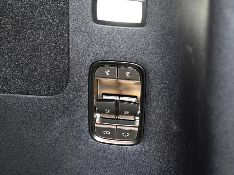 BYD Yangwang U8 гибрид 2023 id-1006773 Купить BYD Yangwang U8 гибрид 2023 id-1006773 в Киеве, Фото №22