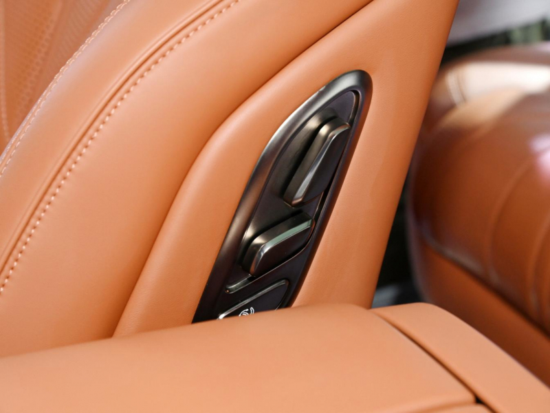 BYD Yangwang U8 гибрид 2023 id-1006773 Купить BYD Yangwang U8 гибрид 2023 id-1006773 в Киеве, Фото №26