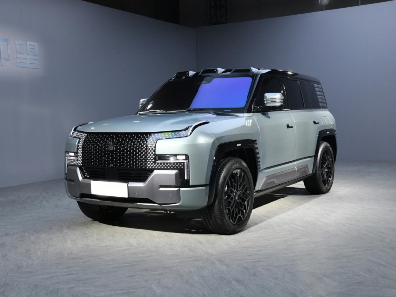 BYD Yangwang U8 гибрид 2026 id-1006773