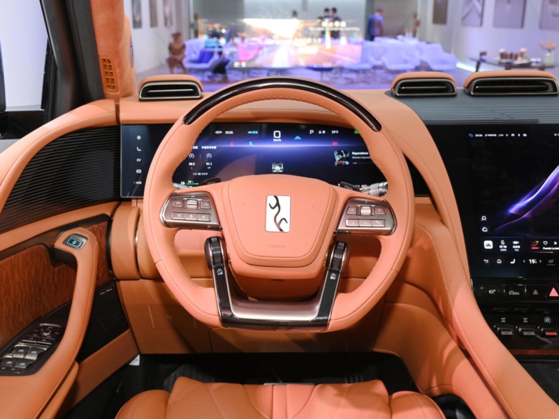 Купить BYD Yangwang U8 гибрид 2026 id-1006773 в Киеве, Фото №28