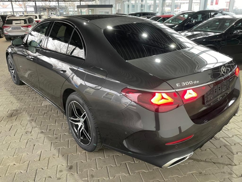 Mercedes-Benz E 300de 4MATIC гибрид 2025 id-1006783 Купить Mercedes-Benz E 300de 4MATIC гибрид 2025 id-1006783 в Киеве, Фото №2