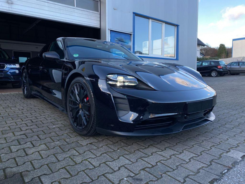 Porsche Taycan GTS электро 2021 id-1006792 Купить Porsche Taycan GTS электро 2021 id-1006792 в Киеве, Фото №1