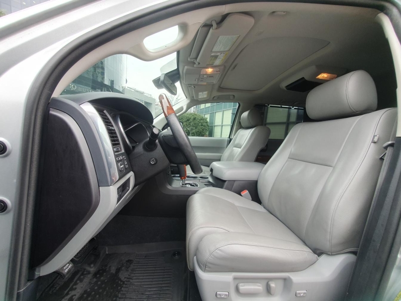 Toyota Sequoia Platinum бензин 2022 id-1006803 Купить Toyota Sequoia Platinum бензин 2022 id-1006803 в Киеве, Фото №6