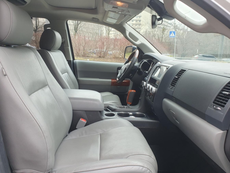 Купить Toyota Sequoia Platinum бензин 2022 id-1006803 в Киеве, Фото №9