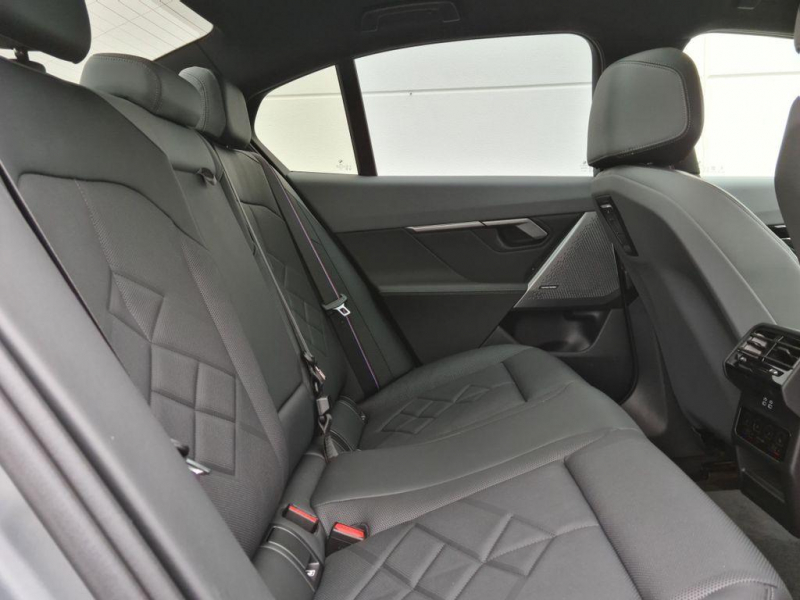 Купить BMW i5 eDrive40 электро 2024 id-1006804 в Киеве, Фото №7