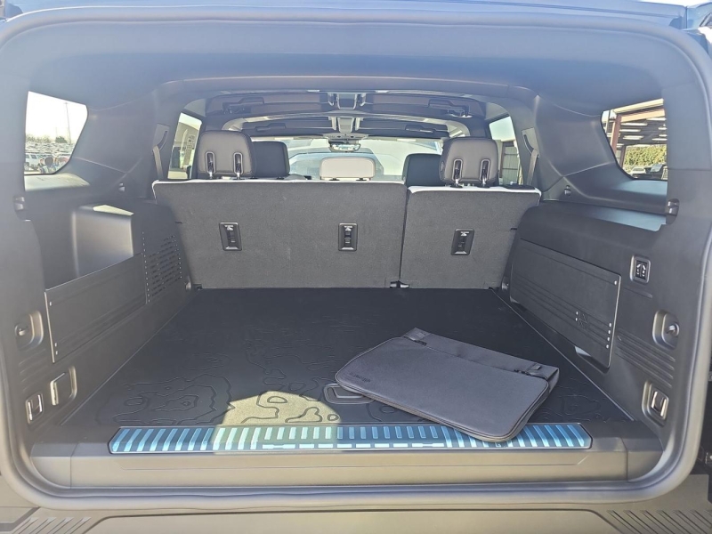 Купить GMC Hummer EV SUV электро 2025 id-1006811 в Киеве, Фото №11