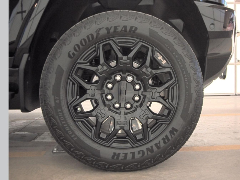 GMC Hummer EV SUV электро 2025 id-1006811 Купить GMC Hummer EV SUV электро 2025 id-1006811 в Киеве, Фото №15