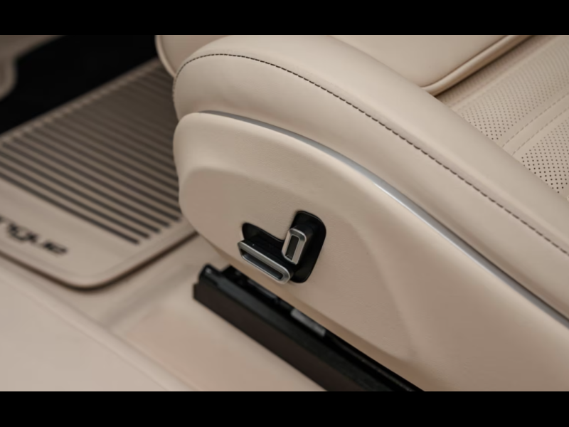 Купить Ferrari Purosangue бензин 2025 id-1006816 в Киеве, Фото №5