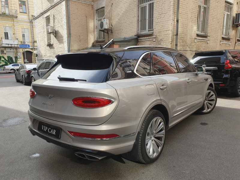 Bentley Bentayga First Edition бензин 2021 id-1006818 Купить Bentley Bentayga First Edition бензин 2021 id-1006818 в Киеве, Фото №4