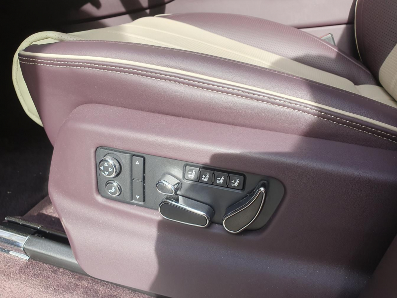 Bentley Bentayga First Edition бензин 2021 id-1006818 Купить Bentley Bentayga First Edition бензин 2021 id-1006818 в Киеве, Фото №6