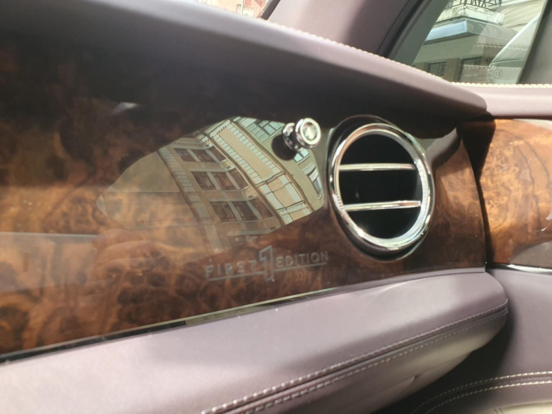 Bentley Bentayga First Edition бензин 2021 id-1006818 Купить Bentley Bentayga First Edition бензин 2021 id-1006818 в Киеве, Фото №31