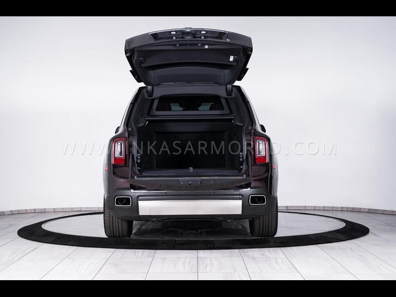 Rolls-Royce Cullinan Guard Inkas B6+ бензин 2025 id-1006828 Купить Rolls-Royce Cullinan Guard Inkas B6+ бензин 2025 id-1006828 в Киеве, Фото №4