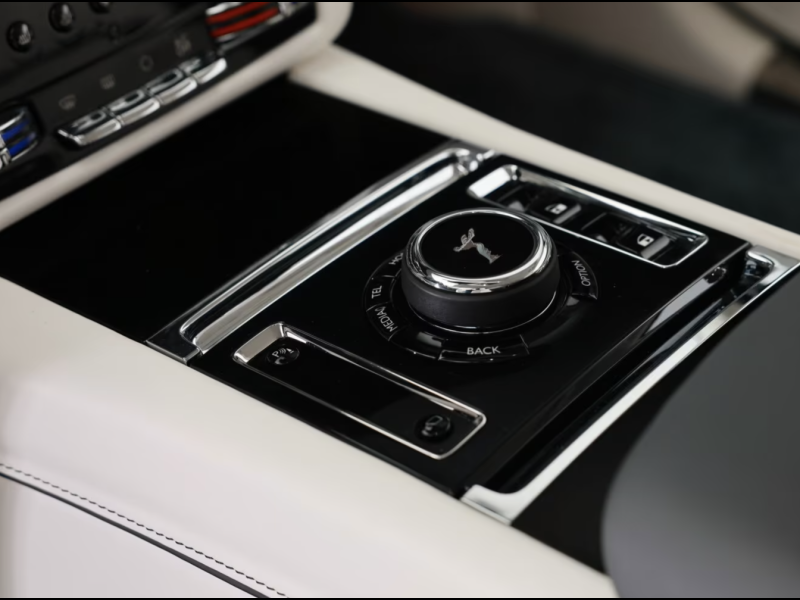 Rolls-Royce Spectre электро 2026 id-1006837 Купить Rolls-Royce Spectre электро 2026 id-1006837 в Киеве, Фото №11