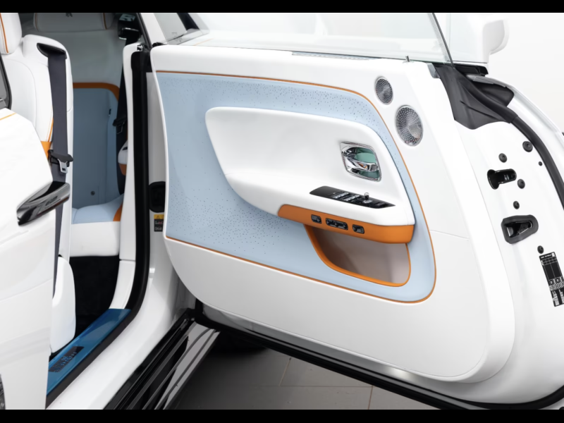 Rolls-Royce Spectre электро 2026 id-1006836 Купить Rolls-Royce Spectre электро 2026 id-1006836 в Киеве, Фото №7