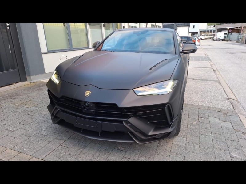 Lamborghini Urus Performante бензин 2025 id-1006842
