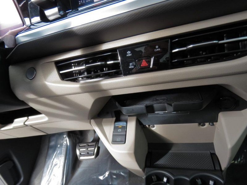 Volkswagen Multivan T7 дизель 2024 id-1006847 Купить Volkswagen Multivan T7 дизель 2024 id-1006847 в Киеве, Фото №14
