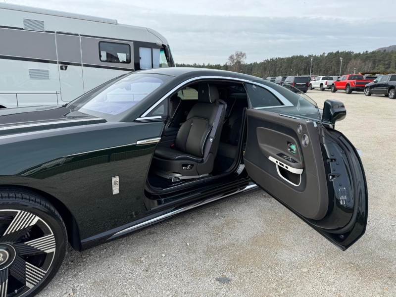 Rolls-Royce Spectre электро 2025 id-1006849 Купить Rolls-Royce Spectre электро 2025 id-1006849 в Киеве, Фото №14