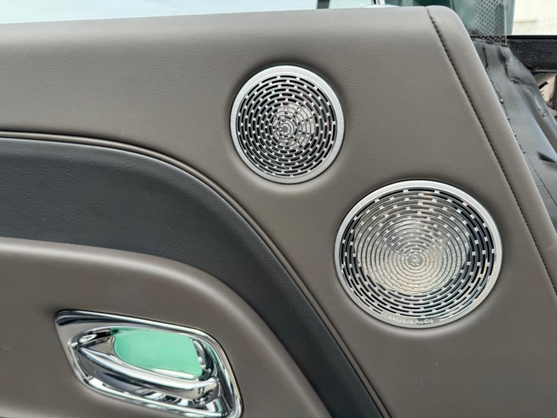 Rolls-Royce Spectre электро 2025 id-1006849 Купить Rolls-Royce Spectre электро 2025 id-1006849 в Киеве, Фото №16