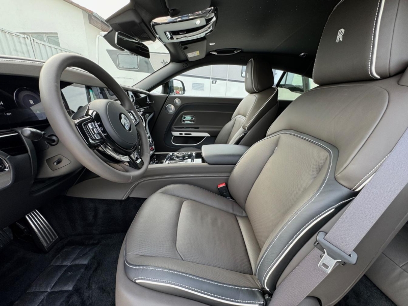 Rolls-Royce Spectre электро 2025 id-1006849 Купить Rolls-Royce Spectre электро 2025 id-1006849 в Киеве, Фото №20